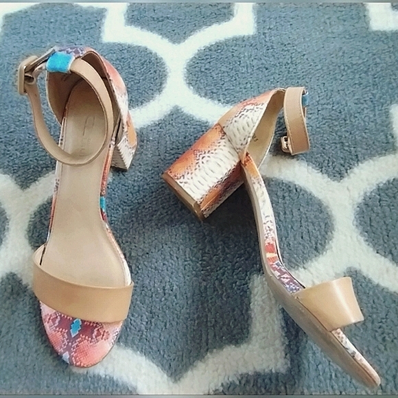 Snake Print/Python Pattern Block Heels - Picture 6 of 16